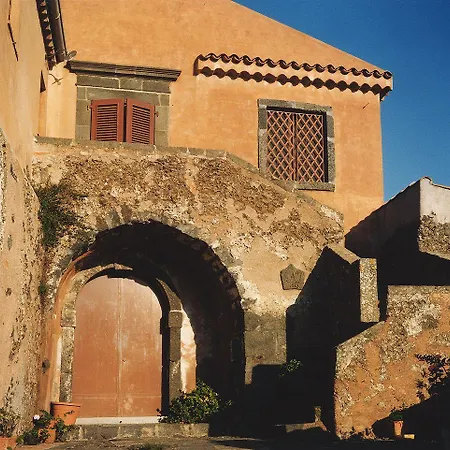 Valle Galfina Фермерский дом *
